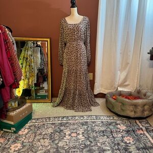 Bagatelle Long Sleeve Taupe and Periwinkle Floral Maxi Dress NWT Sz 12